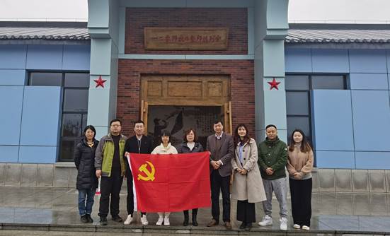 足球赌注网站组织教工党员赴富平爱国主义教育基地参观学习IMG_20210402_113937
