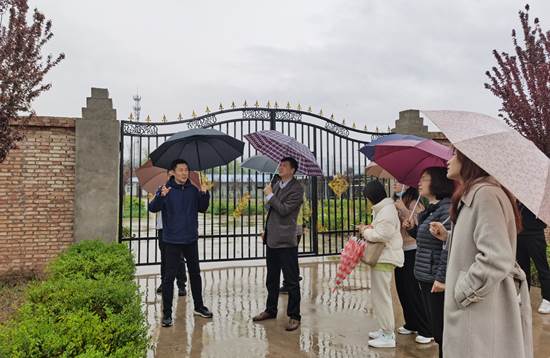 足球赌注网站组织教工党员赴富平爱国主义教育基地参观学习IMG_20210402_103314